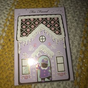 Too Faced Christmas Palette
